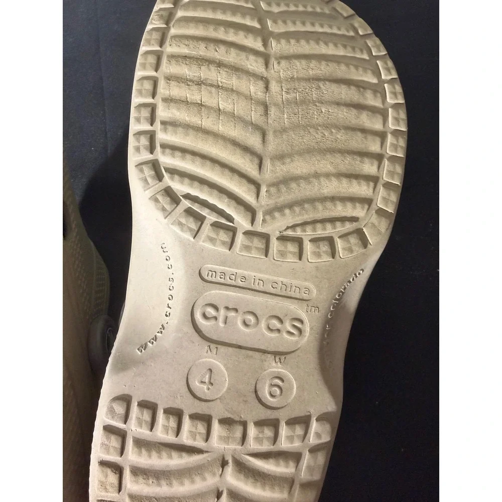 Crocs Disney Mickey Mouse Clogs Size M4 W6 Khaki Tan Good Condition Vents
